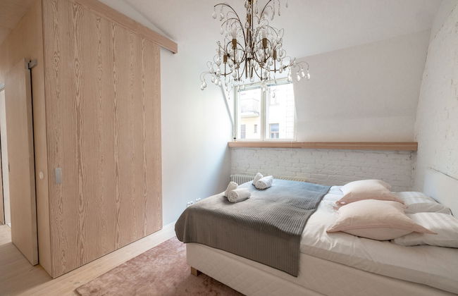 2ndhomes Luminous 2BR Loft House w Sauna - Foto 5