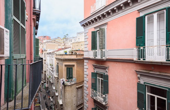 Via Avvocata 25 in Napoli - Foto 26