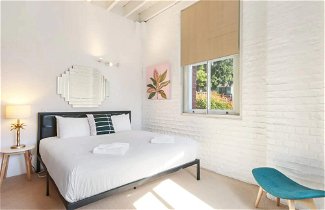Foto 1 - Spacious 1 Bedroom Apartment in Teneriffe, Brisbane