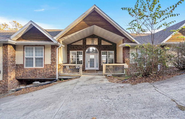 The Greenview Manor - Lake Views - Photo 26