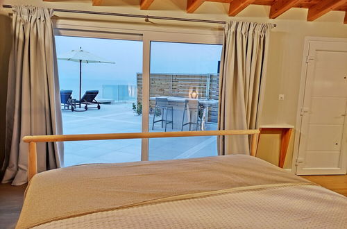 Foto 5 - Sea & Cliff Luxury Suites byCorfuescapes