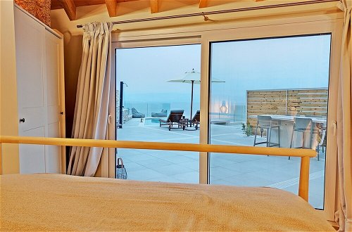 Foto 6 - Sea & Cliff Luxury Suites byCorfuescapes