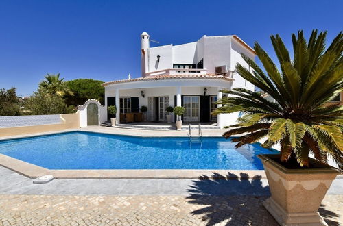 Photo 1 - Deluxe Villa in Sesmarias-albufeira 2 Bedrooms