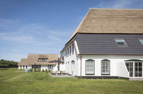 Photo 10 - Apartment in Tasteful Farmhouse in De Cocksdorp, on the Wadden Island of Texel