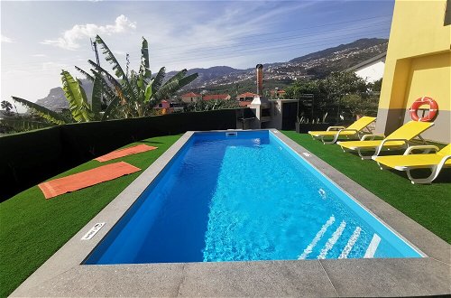 Photo 18 - Apartments with Pool in Funchal