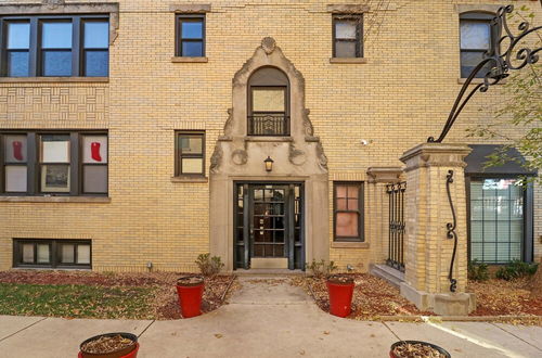 Photo 13 - Appealing Montrose 1BR in Portage Park