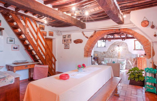 Holiday Home in Marciano Della Chiana With a Private Pool - Photo 8