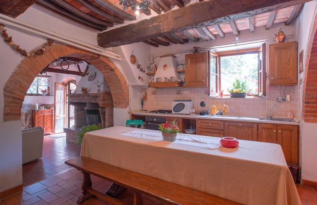 Holiday Home in Marciano Della Chiana With a Private Pool - Photo 10