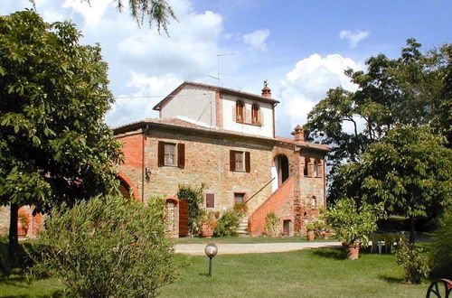 Photo 1 - Holiday Home in Marciano Della Chiana With a Private Pool