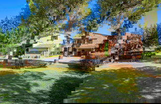 Foto 1 - Apartment in Chianti With Swimming Pool