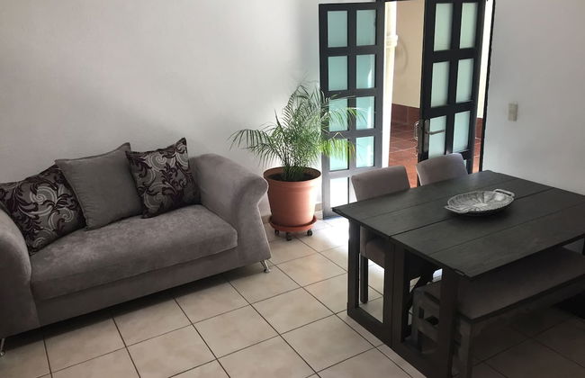Cozy And Pleasant House - Photo 1