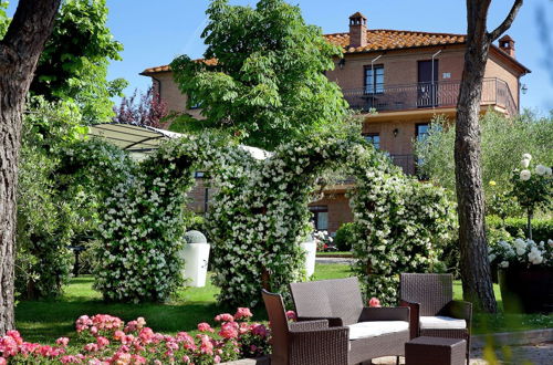 Photo 30 - Mansion in Montepulciano With Pool