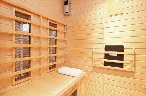 Photo 23 - Luxurious Mansion in Callantsoog With Sauna