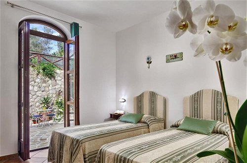 Photo 21 - Tulipano - A Charming and Peaceful Hillside Villa With Lovely Views