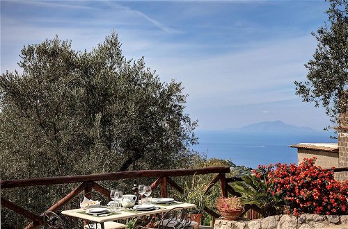 Photo 3 - Tulipano - A Charming and Peaceful Hillside Villa With Lovely Views