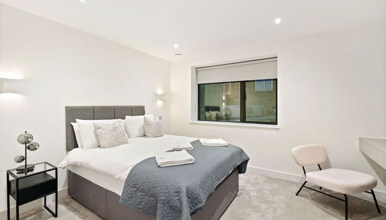 Photo 1 - Executive Apartments in the Heart of London, Free WiFi by City Stay London