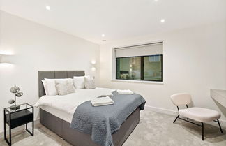 Photo 1 - Executive Apartments in the Heart of London, Free WiFi by City Stay London