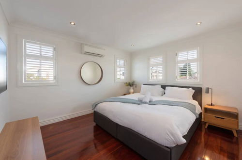Photo 2 - Renovated 3 Bedroom Family Home in Richmond With Parking