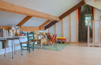 Photo 3 - Detached House With Large Enclosed Garden, Playground Equipment and Covered Terrace