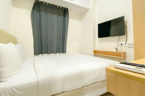 Foto 3 - Nice And Comfort 2Br At Osaka Riverview Pik 2 Apartment