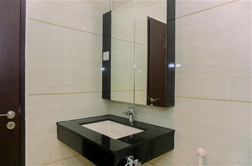Photo 10 - Fancy And Nice 1Br At Brooklyn Alam Sutera Apartment