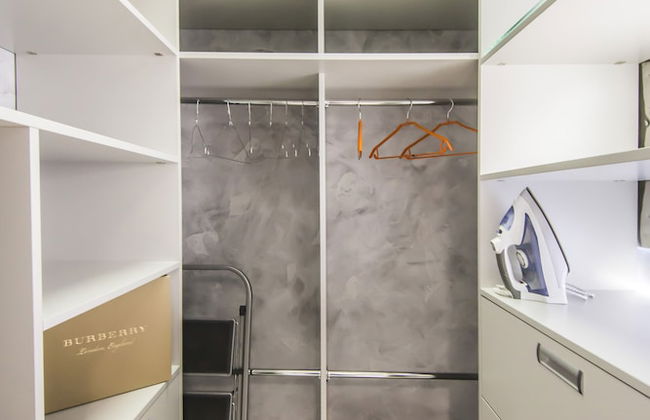 Art Apartment Kiev City Center - Photo 3