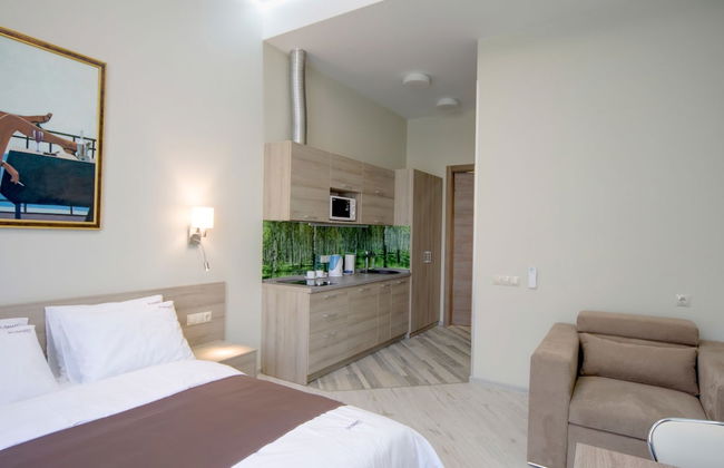 Summit Apart Hotel - Photo 7