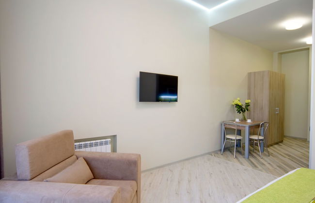 Summit Apart Hotel - Photo 22