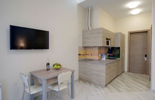 Summit Apart Hotel - Photo 20