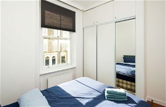 Photo 3 - Charming 2-bed Apartment in London