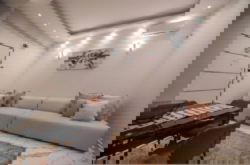 Photo 20 - Amazing apartment in Glyfada center