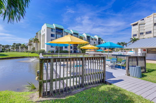 Photo 15 - Idyllic Fort Pierce Condo w/ Balcony & Pool Access