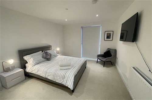 Foto 6 - Remarkable 2-bed Apartment in London