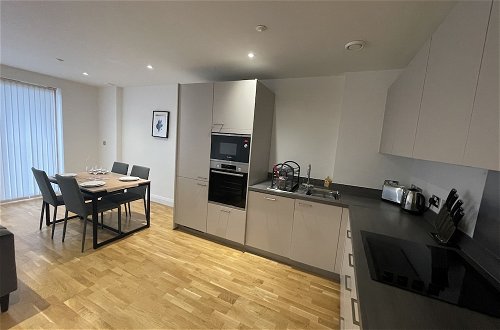 Photo 1 - Remarkable 2-bed Apartment in London