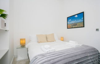 Photo 2 - Pristine & Lavish 1BD Flat - Paddington