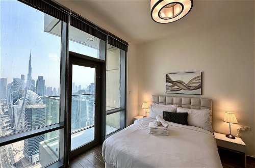 Foto 4 - Lux BnB Amna Tower Burj Views