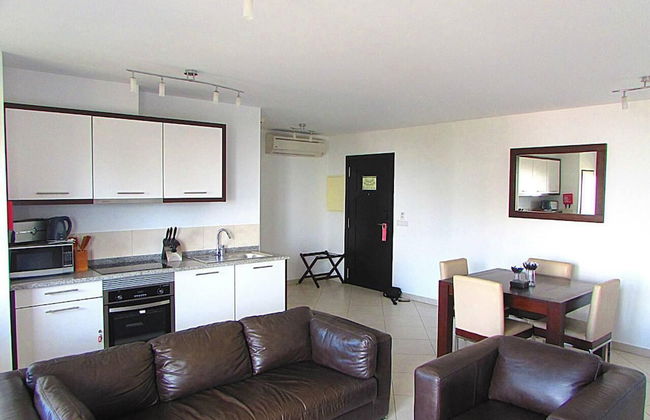Relaxing 2 Bed Apartment With Pool View Sol Dunas - Photo 5