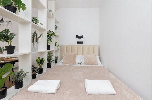 Photo 29 - Nature & Bright Apartment by Renters