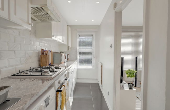 Apartment-sleeps3-heating-television-internet - Foto 4