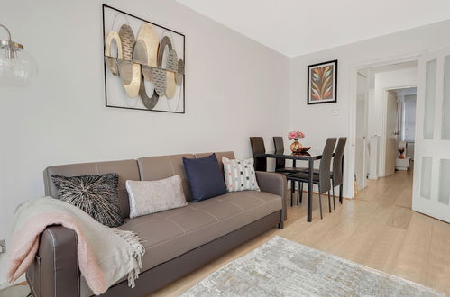 Photo 7 - Lovely 1-bed Apartment in London