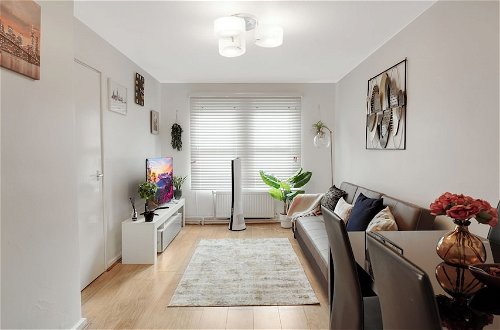 Photo 10 - Lovely 1-bed Apartment in London