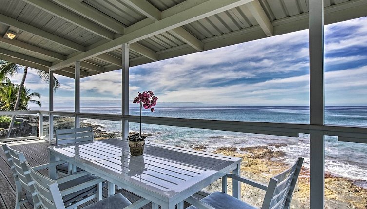 Foto 1 - Oceanfront Kona Home w/ Beach Access & Views