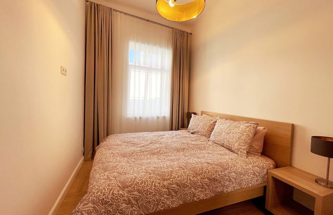 Picturesque Old Town Apartment With Balcony - Foto 2