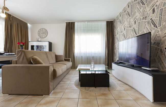 The Queen Luxury Apartmen-Villa Vittoria - Foto 26