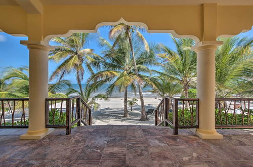 Photo 7 - Beachfront Quintana Roo Apartment w/ Ocean Views