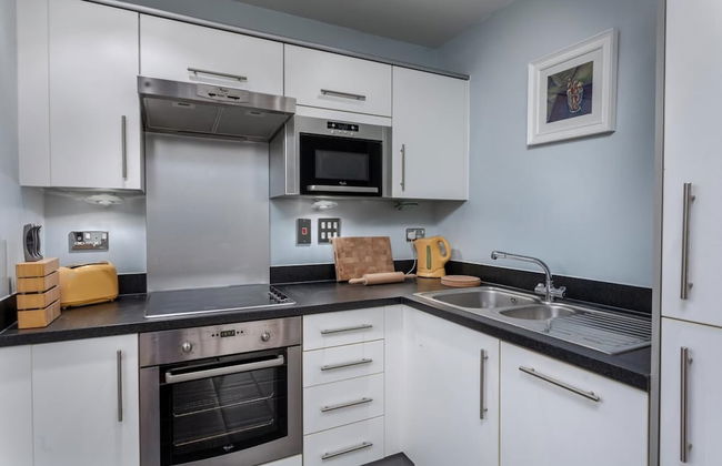Bright and Stylish Kennington Gem - Foto 9