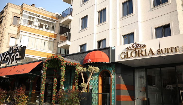 Photo 1 - Gloria Suite Hotel