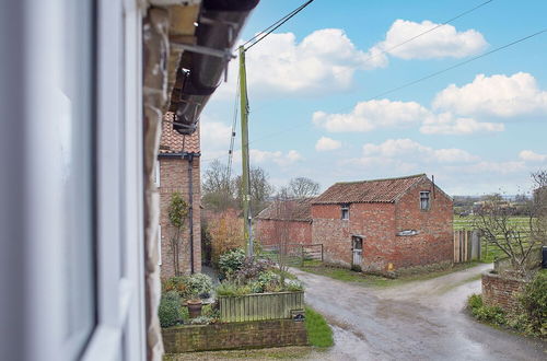 Photo 15 - Host Stay Great Habton Cottage