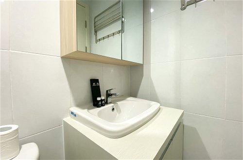 Photo 16 - Great Choice And Comfort Stay 2Br At Patraland Urbano Apartment