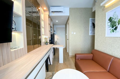 Photo 13 - Great Choice And Comfort Stay 2Br At Patraland Urbano Apartment
